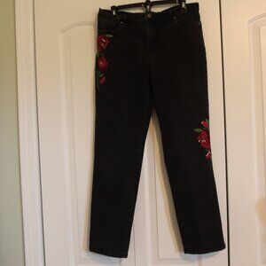 Gloria Vanderbilt Amanda Harvest Rose Black Floral Embroidered Jeans 12 Short